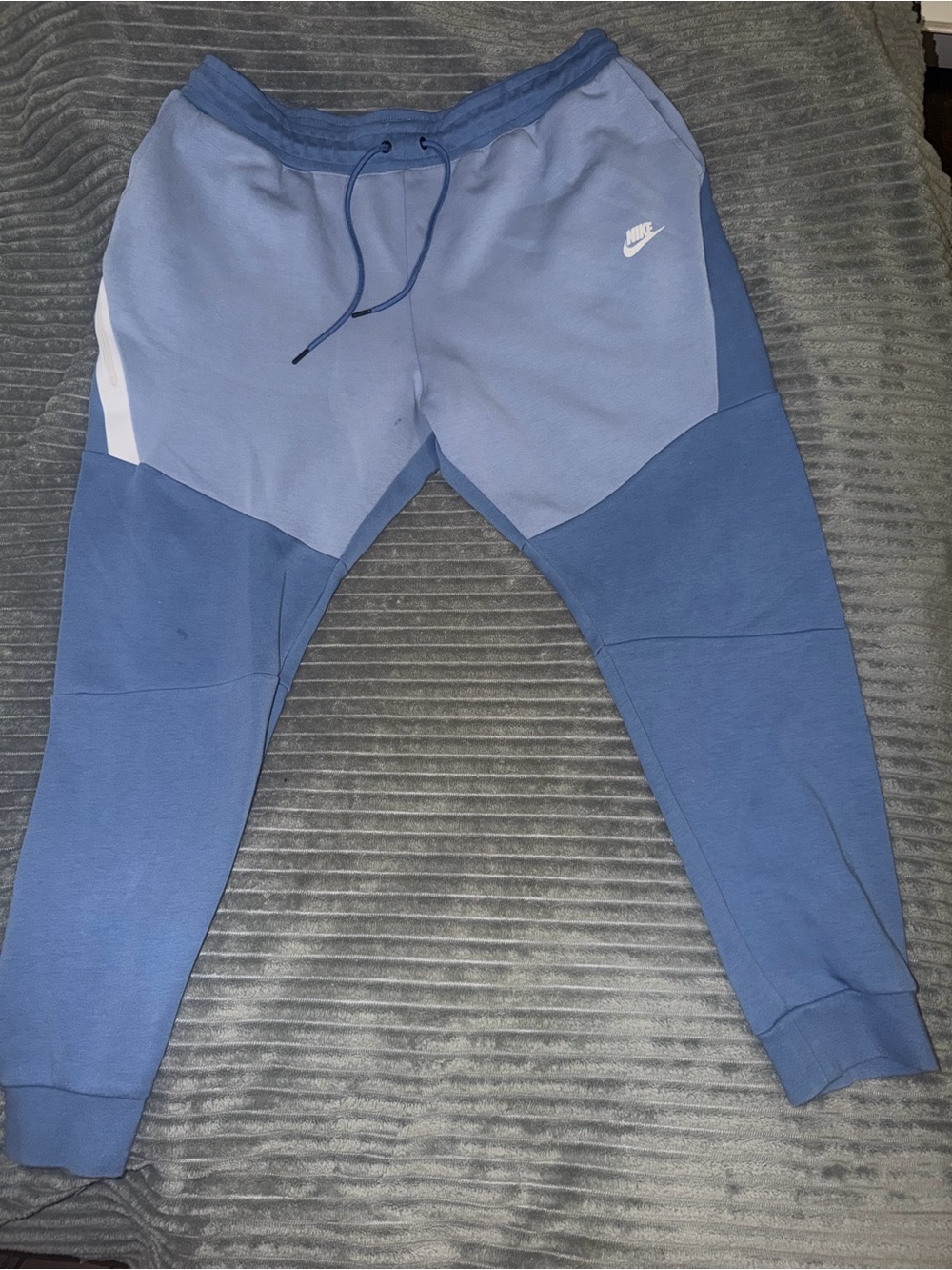 Tech Fleece Colorblock Joggers / Sweatpants